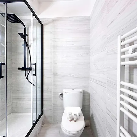 - Premium For 3 Apartment